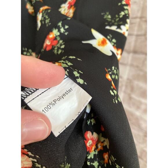Cici Bird Shirt Womens Large Black Floral V Neck Short Sleeve Flowy Button Front - Picture 13 of 14
